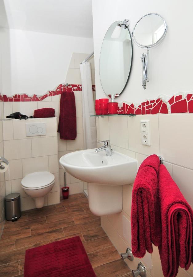 Schloms Hof Appartement Waffensen Buitenkant foto
