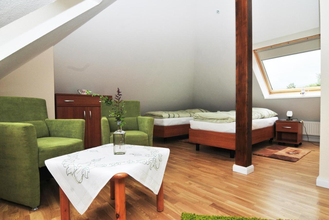 Schloms Hof Appartement Waffensen Buitenkant foto
