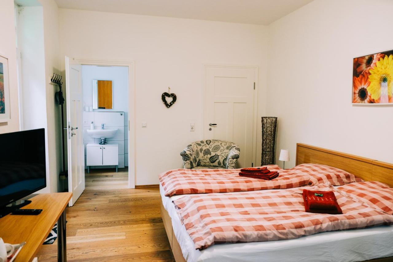 Schloms Hof Appartement Waffensen Buitenkant foto